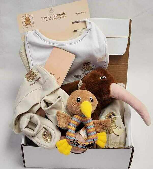 Kiwi Baby Gift Box